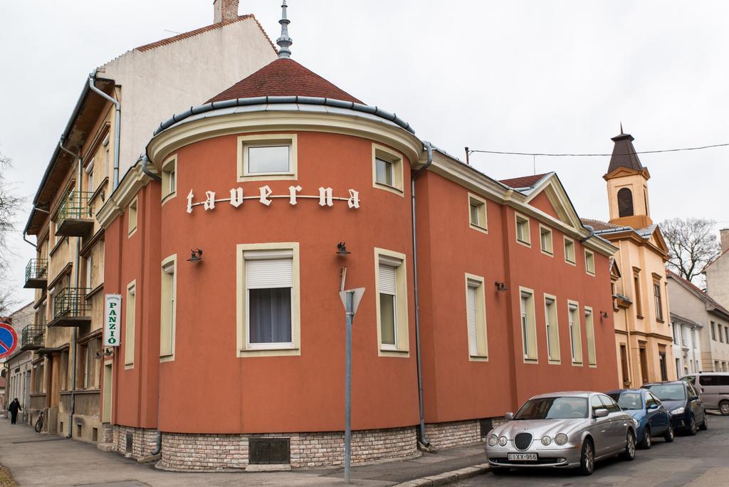 Taverna Panzio Sopron Exterior foto